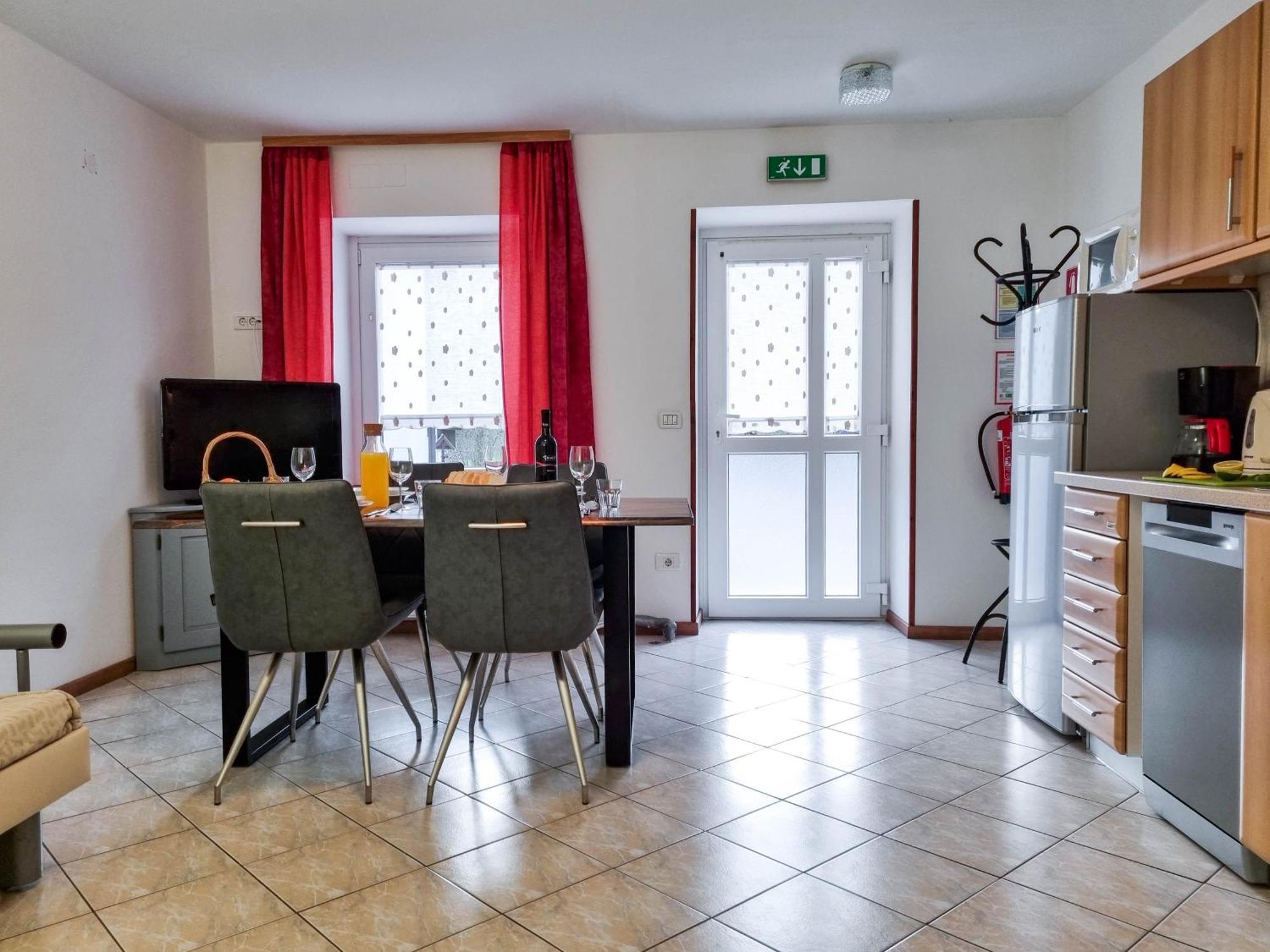 Apartmaji Jakob 1 Bovec Ruang foto